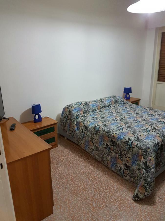 Bilocale Via Nardones Apartamento Nápoles Exterior foto
